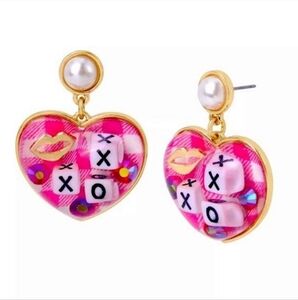 NWT Betsey Johnson XOX heart drop earrings